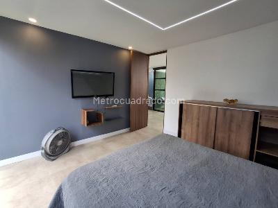 Apartamento de 3 alcobas en venta en El Poblado, Medellín, 141 m² · foto 19 de 20
