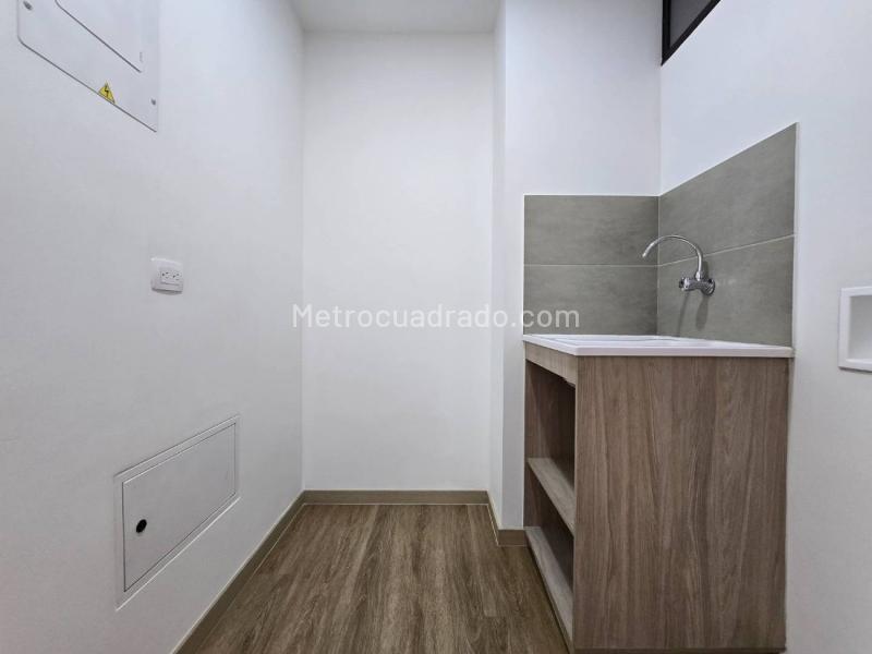 2BR Apartment in Sajonia (120 m²) - 4