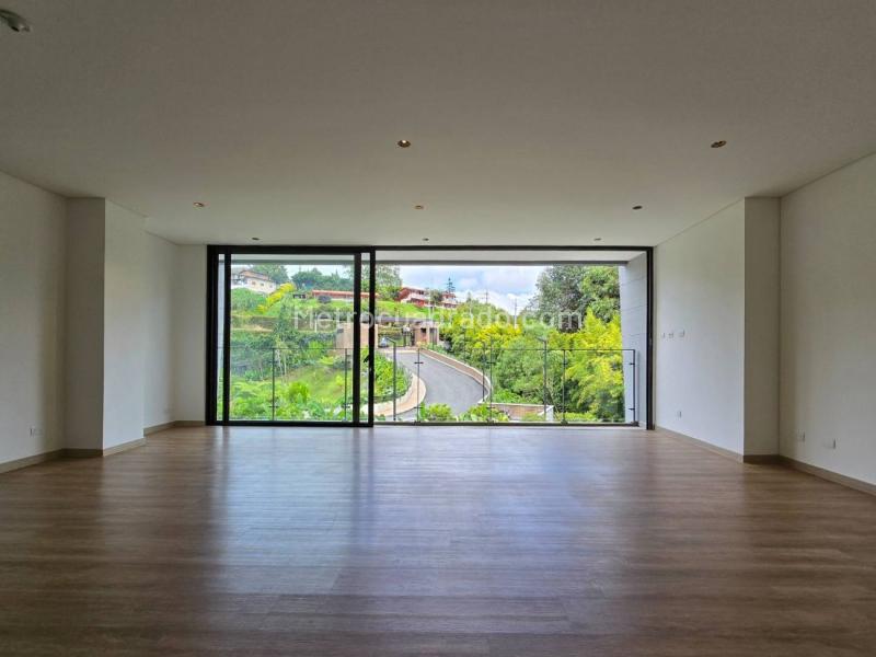 2BR Apartment in Sajonia (120 m²) - 5