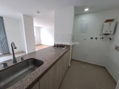 Apartaestudio en venta en Niquia, Bello, 33 m² · foto 3 de 16