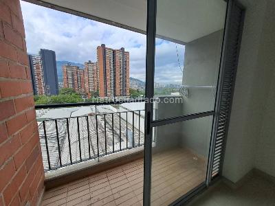 Apartaestudio en venta en Niquia, Bello, 33 m² · foto 9 de 16