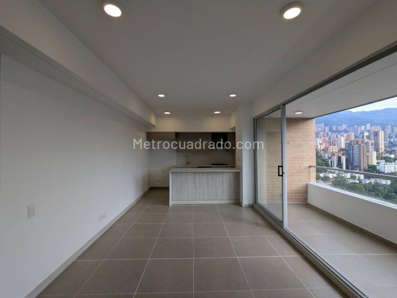 Spacious 3BR Apartment in Ciudad Del Rio - 2