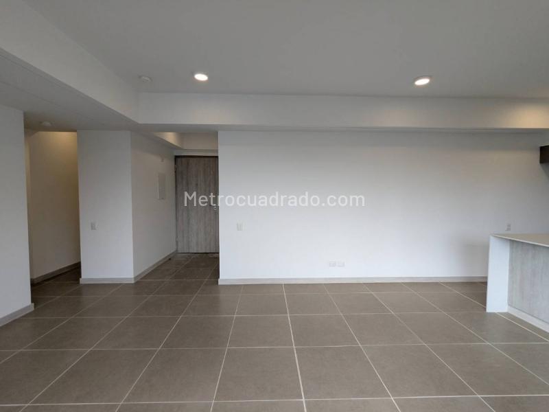 Spacious 3BR Apartment in Ciudad Del Rio - 3