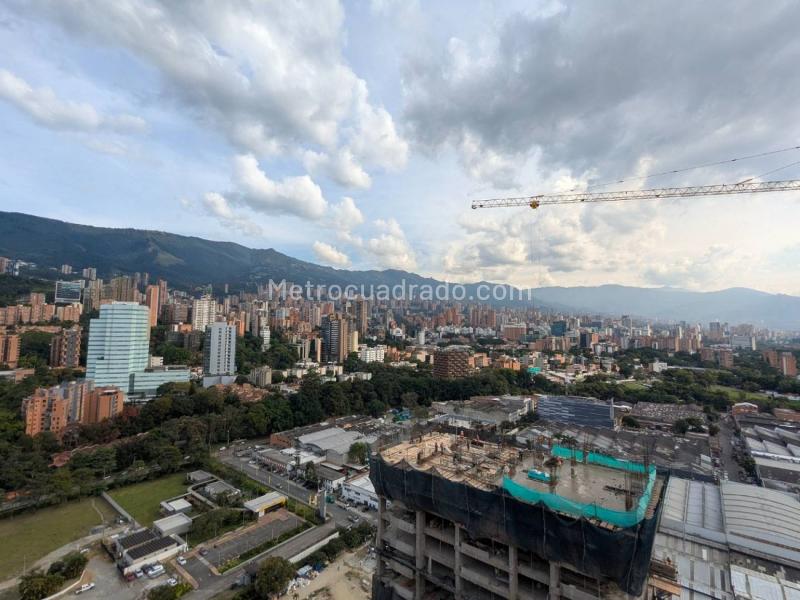 Spacious 3BR Apartment in Ciudad Del Rio - 6