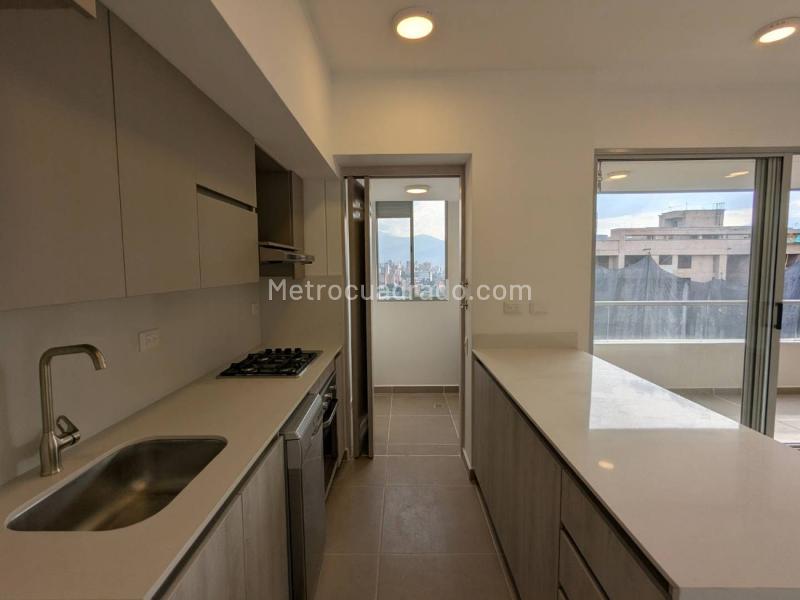 Spacious 3BR Apartment in Ciudad Del Rio - 9