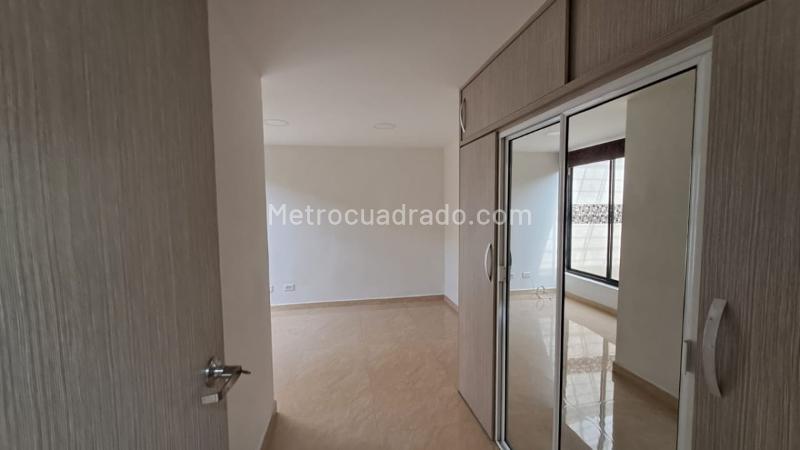 Casa encantadora de 4 alcobas en El Velódromo - 3