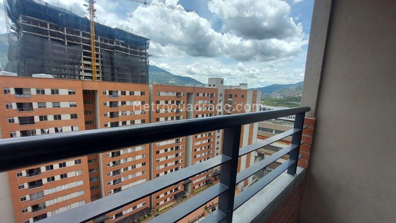 2BR Apartment in San Jose Obrero (62 m²) - 2