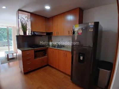 Apartamento de 2 alcobas en arriendo en Conquistadores, Medellín, 60 m² · foto 4 de 17
