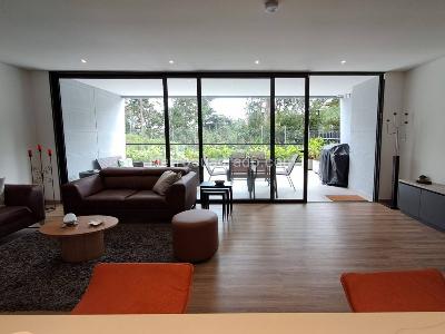 Apartamento de 2 alcobas en venta en Sajonia, Rionegro, 119 m² · foto 2 de 20