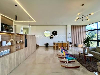 Casa de 5 alcobas en venta en La Doctora, Sabaneta, 400 m² · foto 7 de 20