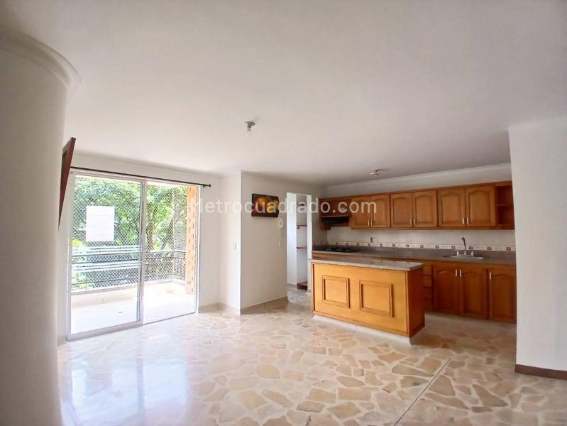 Modern 3BR Apartment in La Pilarica - 3