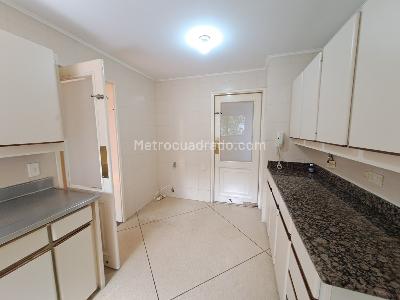 Apartamento de 3 alcobas en arriendo en La Inferior, Medellín, 189 m² · foto 6 de 20