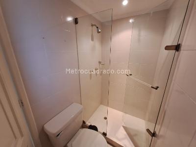 Apartamento de 3 alcobas en arriendo en La Inferior, Medellín, 189 m² · foto 10 de 20