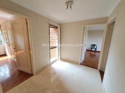 Apartamento de 3 alcobas en arriendo en La Inferior, Medellín, 189 m² · foto 16 de 20