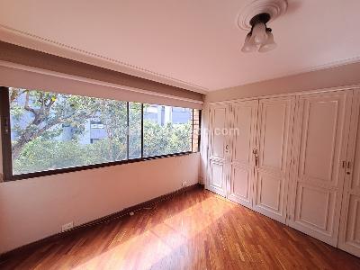 Apartamento de 3 alcobas en arriendo en La Inferior, Medellín, 189 m² · foto 17 de 20