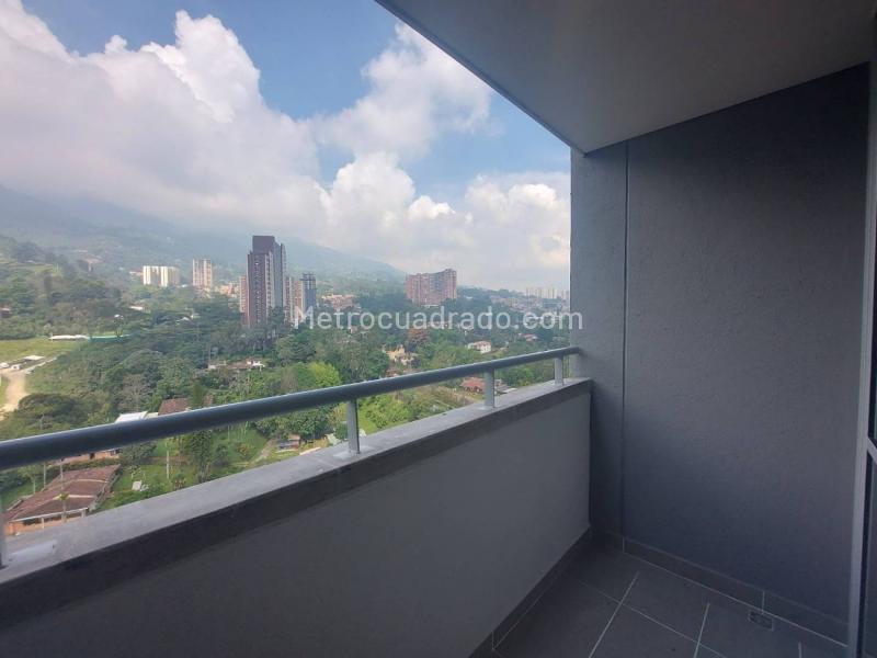 Brand-New 3BR Apartment in La Aldea - 8