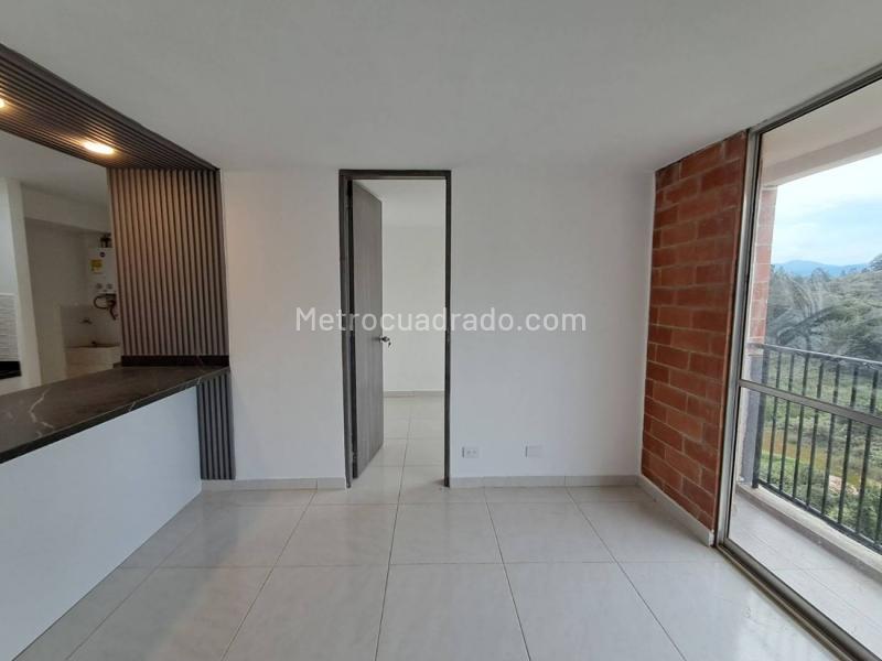 2BR Apartment in El Porvenir (49 m²) - 5