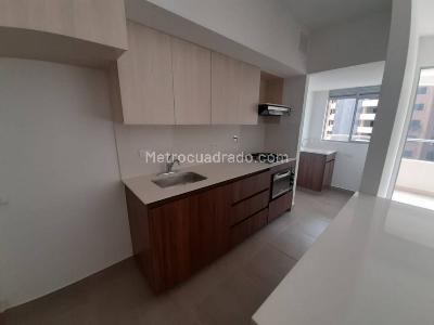 Apartamento de 3 alcobas en venta en San Jose Obrero, Bello, 66 m² · foto 2 de 9