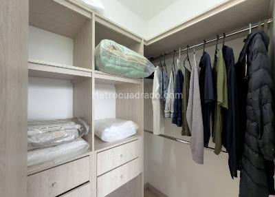 Apartamento de 3 alcobas en venta en Vereda Los Alticos San Antonio De Pereira, Rionegro, 73 m² · foto 2 de 20