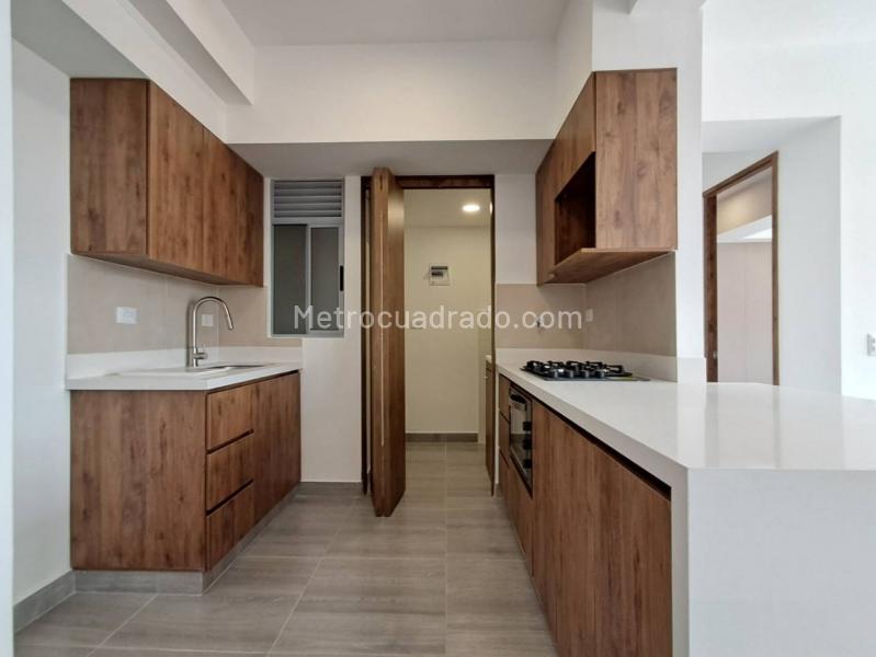 Apartamento en Arriendo, San Nicolas, Rionegro - 2
