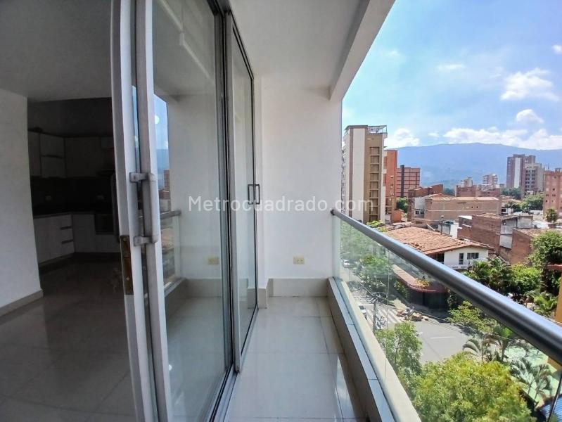 Duplex Moderno de 4 Alcobas en Laureles - 7