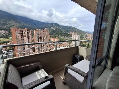 Apartamento de 3 alcobas en venta en Niquia, Bello, 73 m² · foto 5 de 18