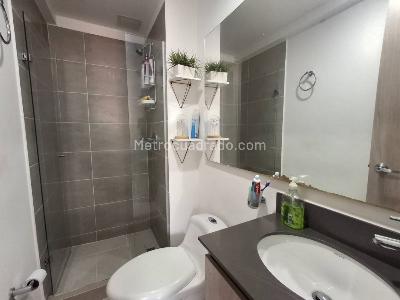 Apartamento de 3 alcobas en venta en Niquia, Bello, 73 m² · foto 10 de 18