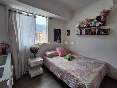 Apartamento de 3 alcobas en venta en Niquia, Bello, 73 m² · foto 12 de 18