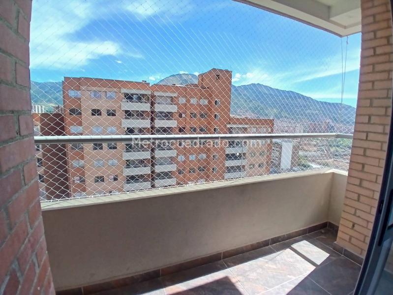 3BR Apartment in San Jose Obrero (84 m²) - 3