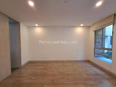 Apartamento de 3 alcobas en arriendo en Castropol, Medellín, 145 m² · foto 10 de 20