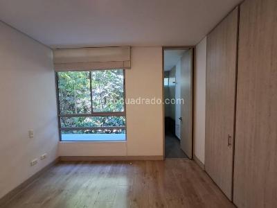 Apartamento de 3 alcobas en arriendo en Castropol, Medellín, 145 m² · foto 15 de 20