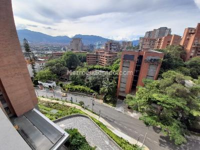 Apartamento en arriendo en Lalinde, Medellín · foto 7 de 17