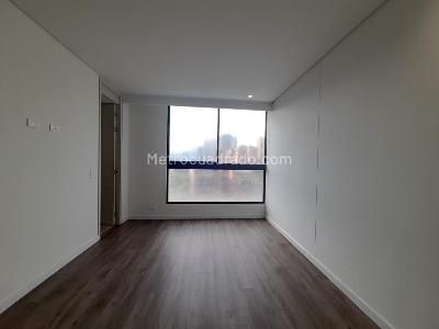 Apartamento en arriendo en Lalinde, Medellín · foto 10 de 17