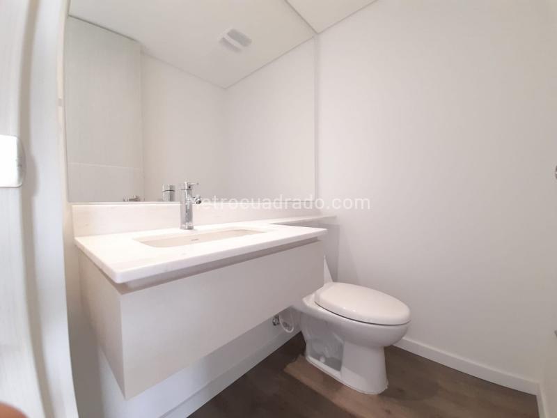 Apartamento Moderno de 2 Alcobas en Zona Exclusiva de Lalinde - 5