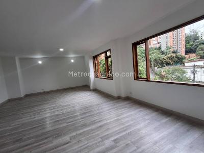 Apartamento en venta en Castropol, Medellín · foto 4 de 20