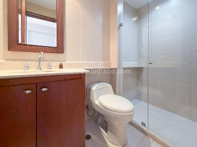 Apartamento en venta en Milla De Oro, Medellín · foto 3 de 20