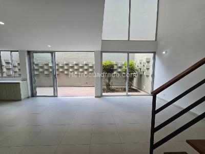Casa de 3 alcobas en venta en Gualanday, Rionegro, 163 m² · foto 2 de 20