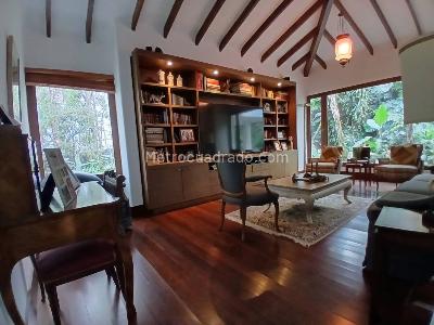 Casa de 3 alcobas en arriendo en Los Balsos, Medellín, 333 m² · foto 11 de 20