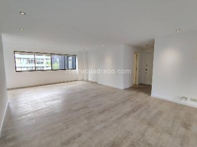 Apartamento de 3 alcobas en venta en Alejandria, Medellín, 191 m² · foto 2 de 20