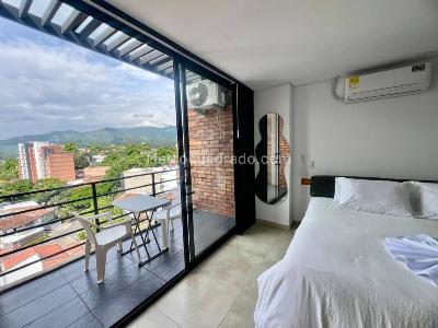 Apartaestudio en venta en Laureles, Medellín, 33 m² · foto 2 de 14
