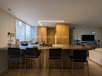 Apartamento de 2 alcobas en arriendo en San Lucas, Medellín, 155 m² · foto 9 de 16