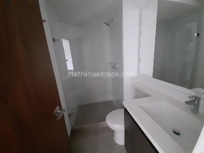 Apartamento de 3 alcobas en venta en San Jose Obrero, Bello, 75 m² · foto 9 de 18