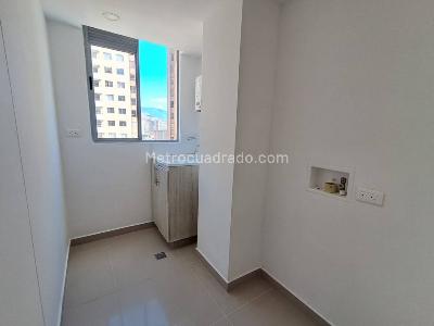 Apartamento de 3 alcobas en venta en San Jose Obrero, Bello, 74 m² · foto 7 de 14