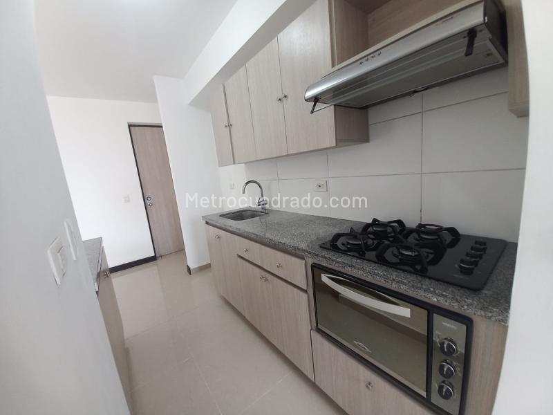 3BR Apartment in Niquia (60 m²) - 3