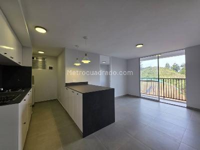 Apartamento de 2 alcobas en venta en El Porvenir, Rionegro, 49 m² · foto 2 de 20