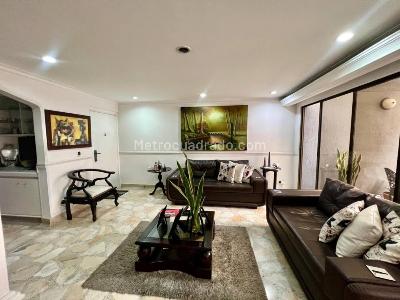 Apartamento en venta en Laureles, Medellín · foto 3 de 20