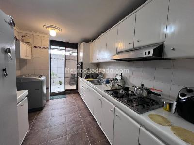 Apartamento en venta en Laureles, Medellín · foto 9 de 20