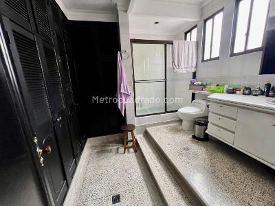 Apartamento en venta en Laureles, Medellín · foto 18 de 20
