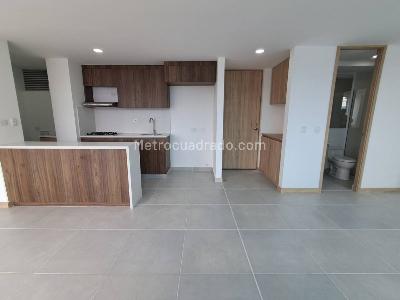 Apartamento de 2 alcobas en arriendo en San Jose, Sabaneta, 65 m² · foto 7 de 20