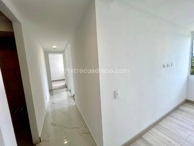 Apartamento de 3 alcobas en venta en Barro Blanco, Rionegro, 87 m² · foto 9 de 18